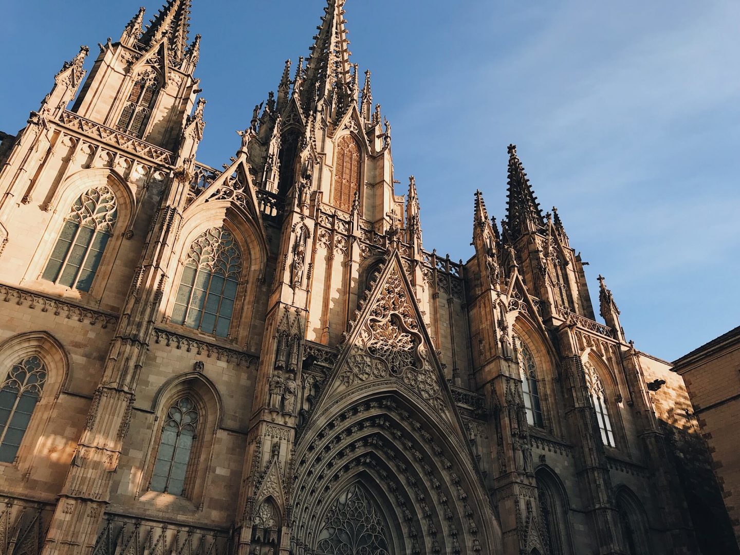 10 Amazing Things To Do In The Gothic Quarter Barcelona - Earth's ...